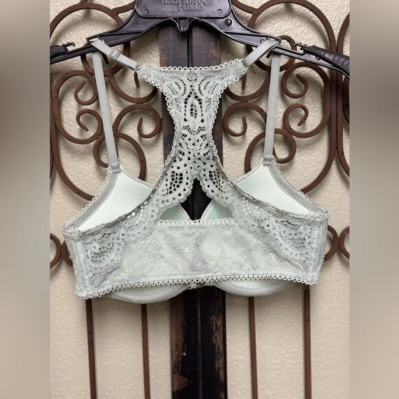 Victorias Secrets dream angels silver lace with Chantelle back push up bra - Picture 2 of 5